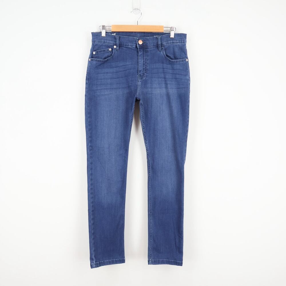 Mugsy Men's Classic Lake Shores Jean Medium Blue Size 34x32